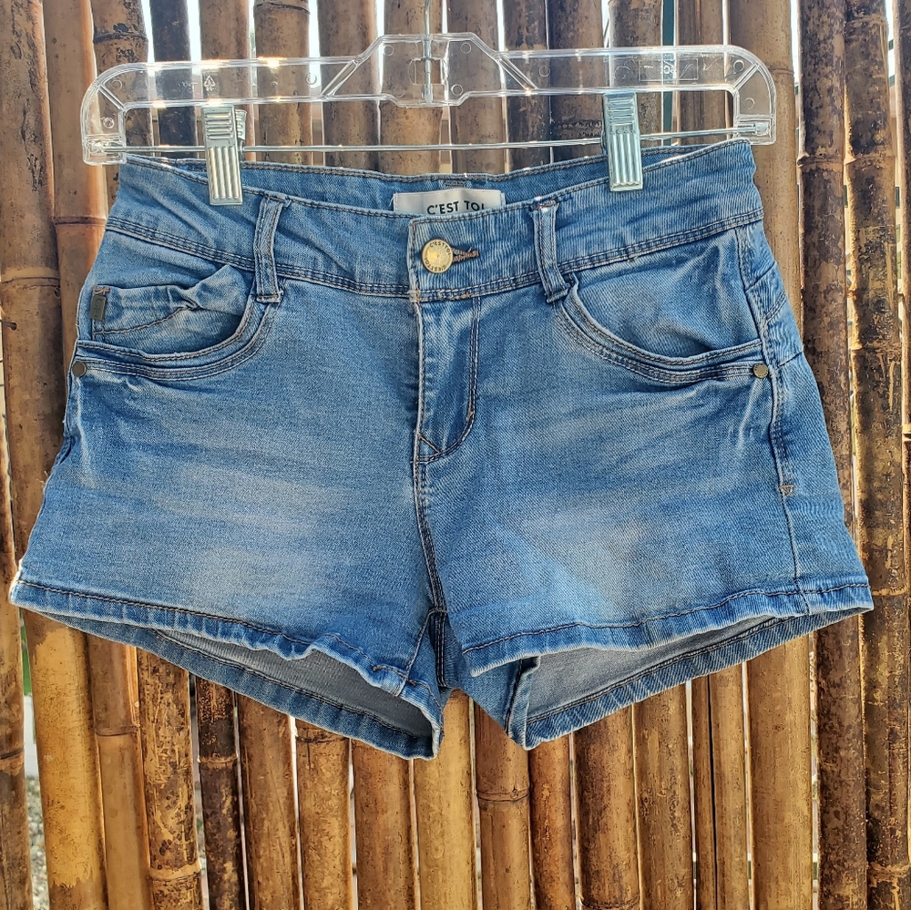 Booty lift shorts